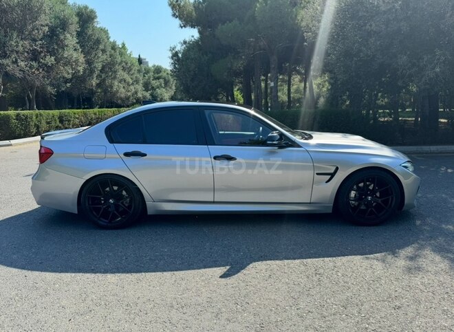 BMW 320-3