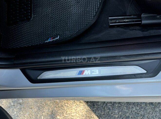 BMW 320-9
