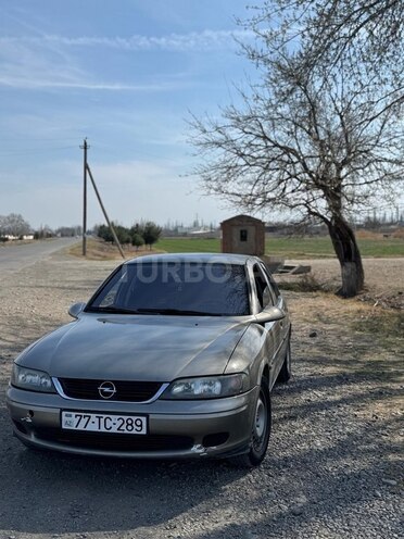 Opel Vectra 1996, 178,000 km - 1.6 l - Bakı