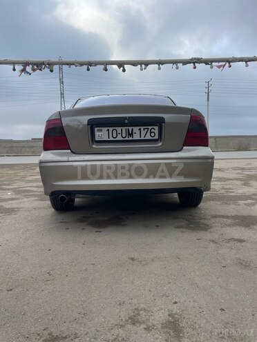 Opel Vectra 1996, 178,000 km - 1.6 l - Bakı