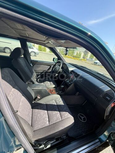 Mercedes C 180 1997, 384,000 km - 1.8 l - Bakı