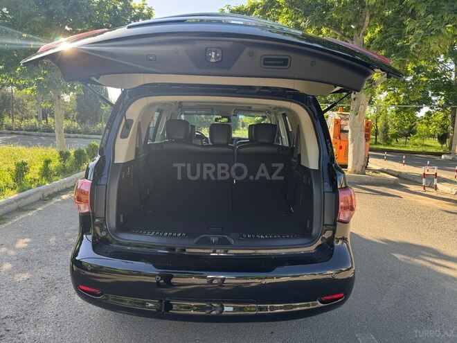 Infiniti QX56 2013, 117,300 km - 5.6 l - Gəncə
