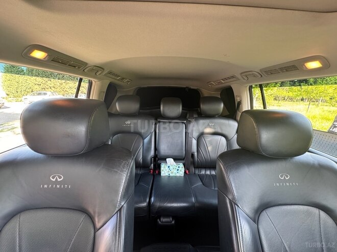 Infiniti QX56 2013, 117,300 km - 5.6 l - Gəncə