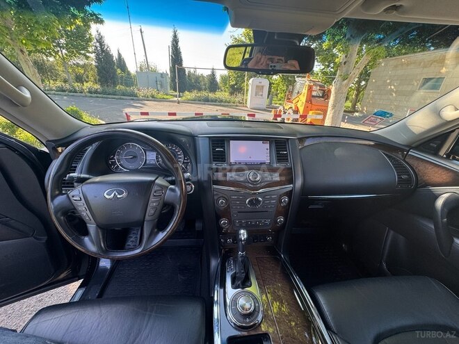 Infiniti QX56 2013, 117,300 km - 5.6 l - Gəncə