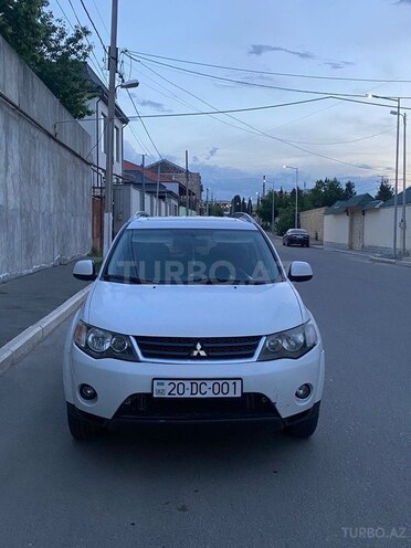 Mitsubishi Outlander 2007, 282,000 km - 2.4 л - Gəncə