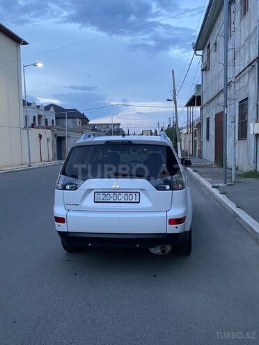 Mitsubishi Outlander 2007, 282,000 km - 2.4 л - Gəncə