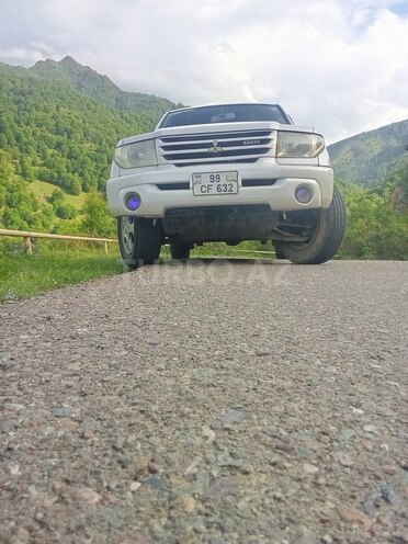 Mitsubishi Pajero io 2000, 235,000 km - 2.0 l - Tovuz