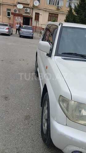Mitsubishi Pajero io 2000, 235,000 km - 2.0 l - Tovuz