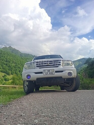 Mitsubishi Pajero io 2000, 235,000 km - 2.0 l - Tovuz