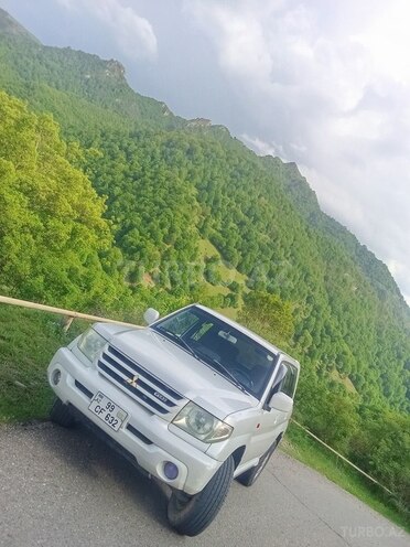 Mitsubishi Pajero io 2000, 235,000 km - 2.0 l - Tovuz
