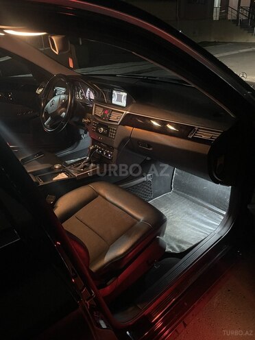 Mercedes E 220 d 2009, 271,740 km - 2.2 l - Bakı