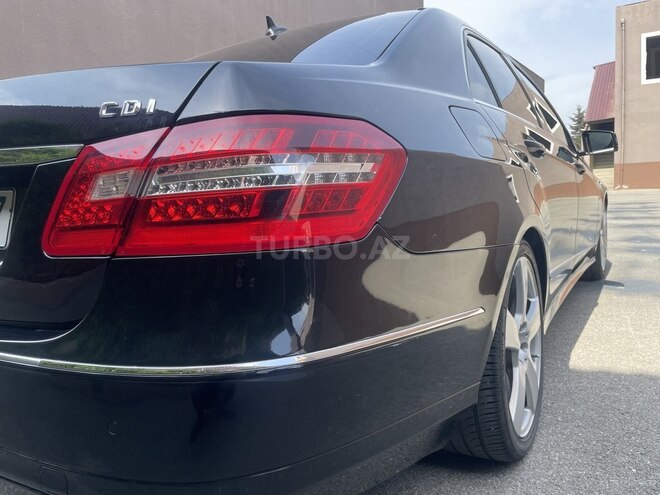 Mercedes E 220 d 2009, 271,740 km - 2.2 l - Bakı