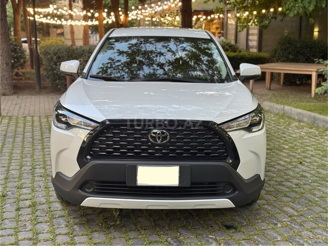 Toyota Corolla Cross 2024, 15,000 km - 2.0 л - Bakı