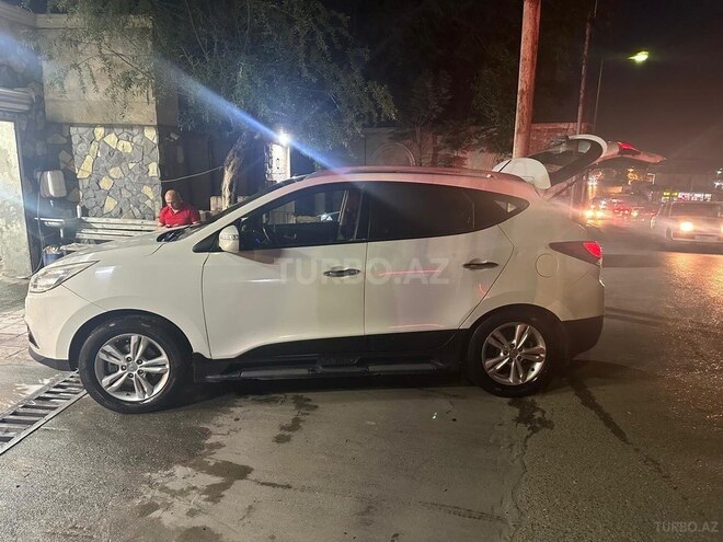 Hyundai ix35 2011, 217,000 km - 2.0 l - Bakı