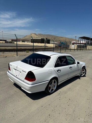 Mercedes C 230 2000, 267,000 km - 2.3 л - Bakı