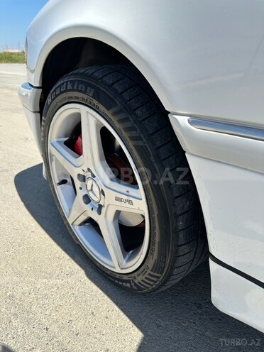 Mercedes C 230 2000, 267,000 km - 2.3 л - Bakı