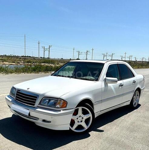 Mercedes C 230 2000, 267,000 km - 2.3 л - Bakı