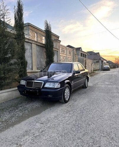 Mercedes C 200 1999, 412,000 km - 2.0 l - Bakı