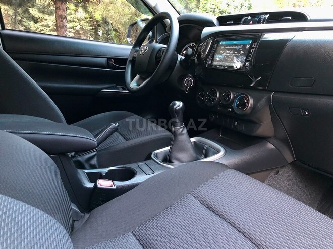 Toyota Hilux 2024, 46,000 km - 2.4 л - Bakı