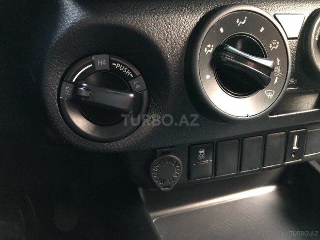 Toyota Hilux 2024, 46,000 km - 2.4 л - Bakı