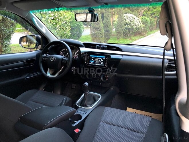Toyota Hilux 2024, 46,000 km - 2.4 л - Bakı