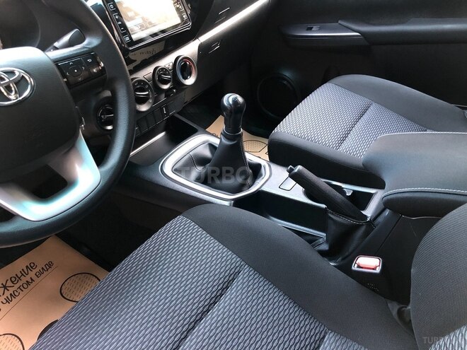 Toyota Hilux 2024, 46,000 km - 2.4 л - Bakı