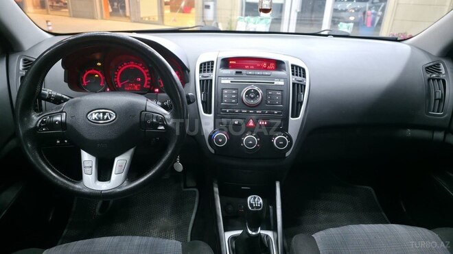 Kia Ceed 2009, 271,176 km - 1.6 л - Bakı