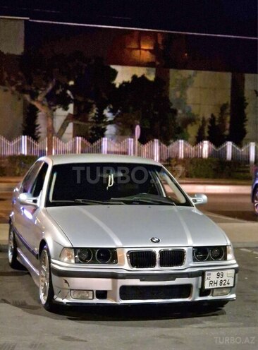 BMW 318 1998, 250,000 km - 2.0 л - Bakı