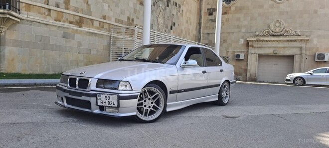 BMW 318 1998, 250,000 km - 2.0 л - Bakı