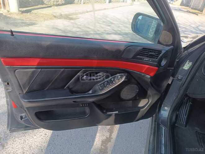 BMW 528 1996, 372,325 km - 2.8 l - İsmayıllı