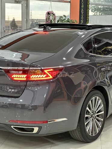 Kia K7-11