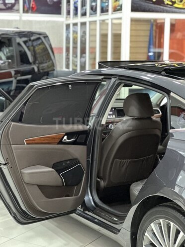 Kia K7-31