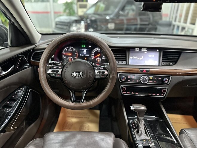Kia K7-37