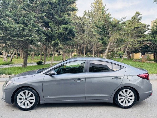 Hyundai Elantra 2019, 160,000 km - 2.0 l - Bakı