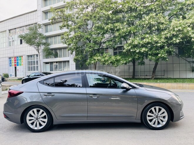 Hyundai Elantra 2019, 160,000 km - 2.0 l - Bakı