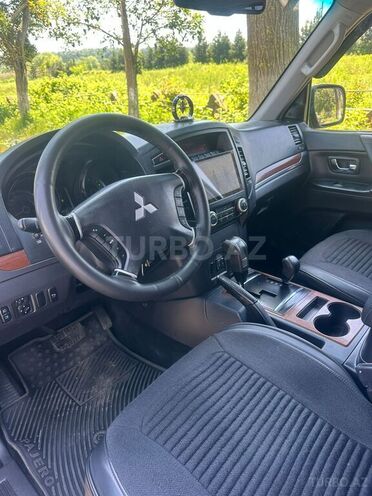 Mitsubishi Pajero 2007, 213,200 km - 3.0 l - Lənkəran