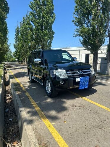 Mitsubishi Pajero 2007, 213,200 km - 3.0 l - Lənkəran