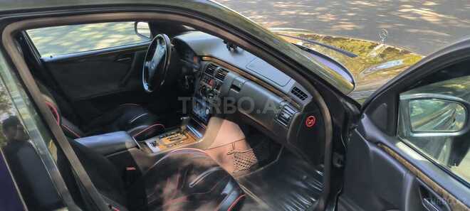 Mercedes E 280 2001, 392,000 km - 2.8 l - Mingəçevir