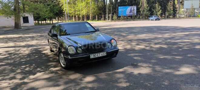 Mercedes E 280 2001, 392,000 km - 2.8 l - Mingəçevir