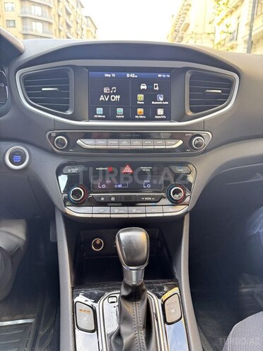 Hyundai IONIQ-6