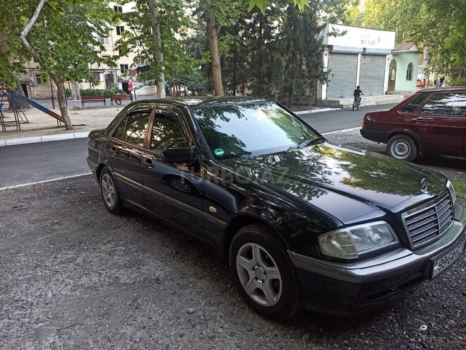 Mercedes C 180 1999, 329,000 km - 1.8 л - Mingəçevir