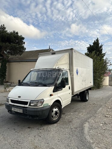Ford Transit-5