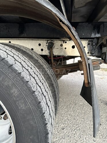 Ford Transit-6
