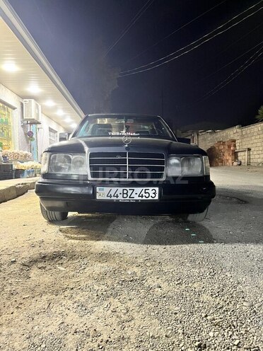 Mercedes E 230 1990, 427,000 km - 2.3 l - Bakı