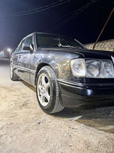 Mercedes E 230 1990, 427,000 km - 2.3 l - Bakı