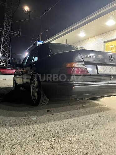 Mercedes E 230 1990, 427,000 km - 2.3 l - Bakı