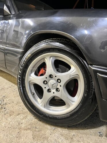 Mercedes E 230 1990, 427,000 km - 2.3 l - Bakı