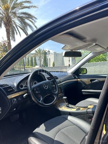 Mercedes E 220 d 2006, 266,863 km - 2.2 l - Bakı
