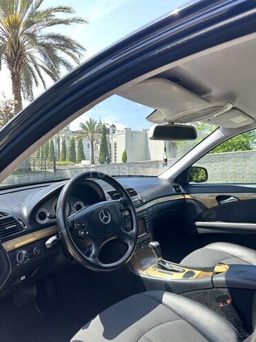Mercedes E 220 d 2006, 266,863 km - 2.2 l - Bakı