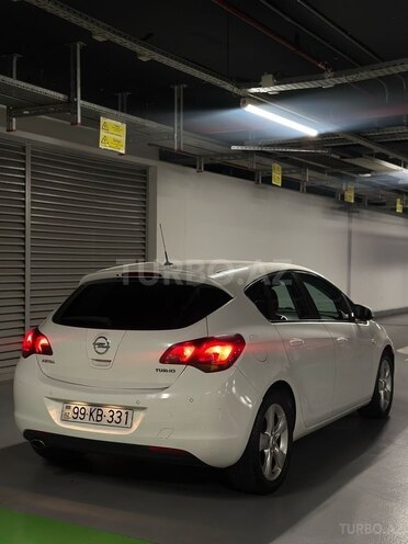 Opel Astra 2012, 120,000 km - 1.6 l - Bakı